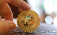 Điểm tin sáng: Vàng tăng vọt trở lại bất chấp USD treo cao